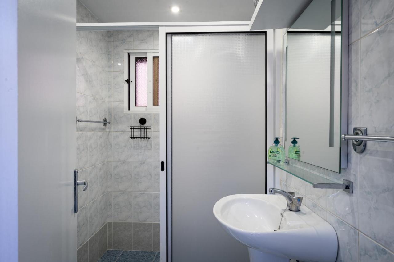 Ocean Breeze Villa Порто Мониз Екстериор снимка